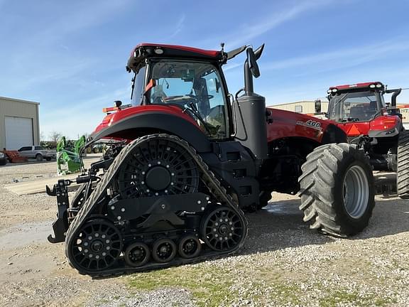 Image of Case IH Magnum 400 Rowtrac equipment image 4