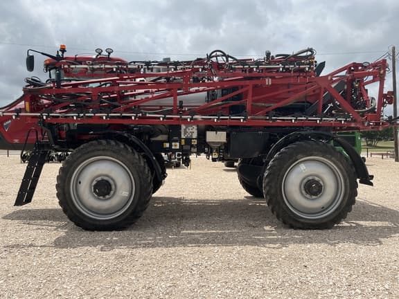 Image of Case IH Patriot 4350 equipment image 1