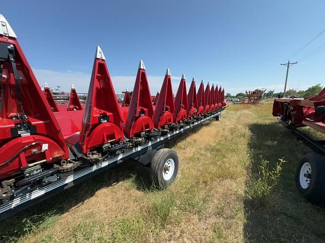 Image of Case IH 4412 equipment image 2