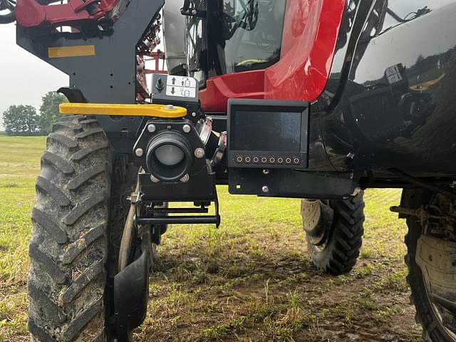 Image of Case IH Patriot 4450 equipment image 2