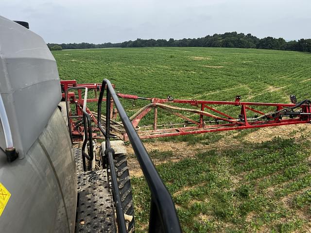 Image of Case IH Patriot 4450 equipment image 4