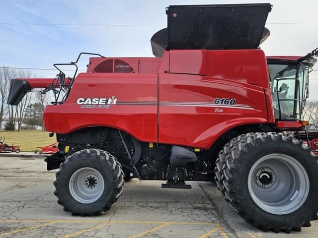 Image of Case IH 6160 equipment image 3