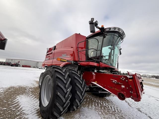 Image of Case IH 7250 equipment image 3