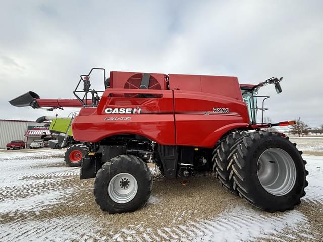 Image of Case IH 7250 equipment image 4