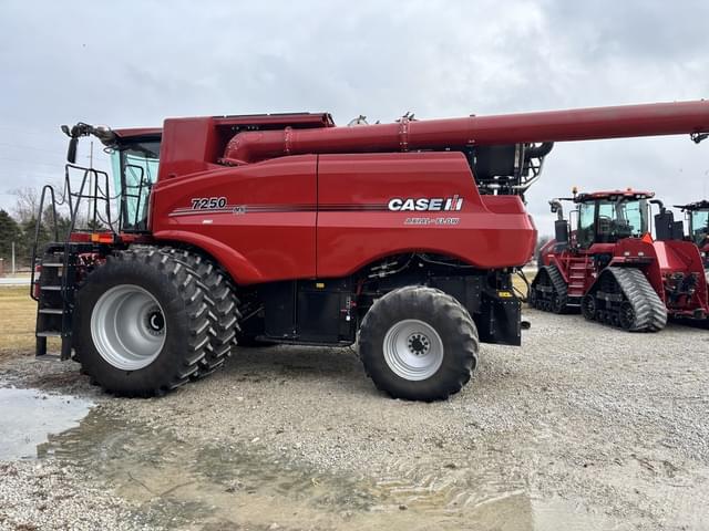 Image of Case IH 7250 equipment image 2