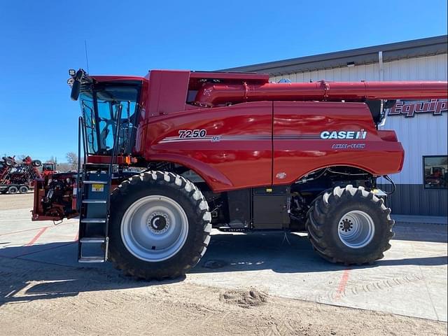 Image of Case IH 7250 equipment image 1