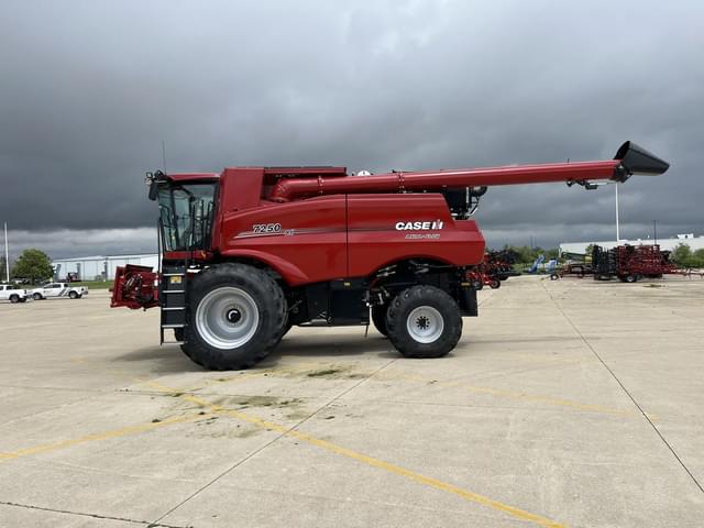 Image of Case IH 7250 equipment image 1