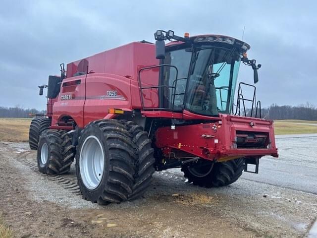 Image of Case IH 7250 equipment image 3