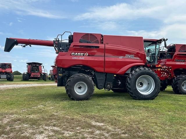 Image of Case IH 7250 equipment image 3