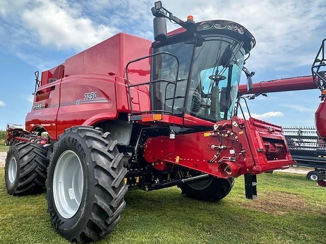 Image of Case IH 7250 equipment image 1