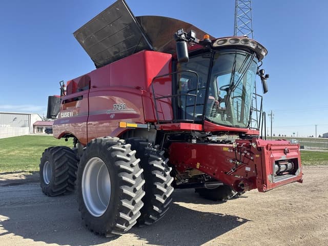 Image of Case IH 7250 equipment image 3