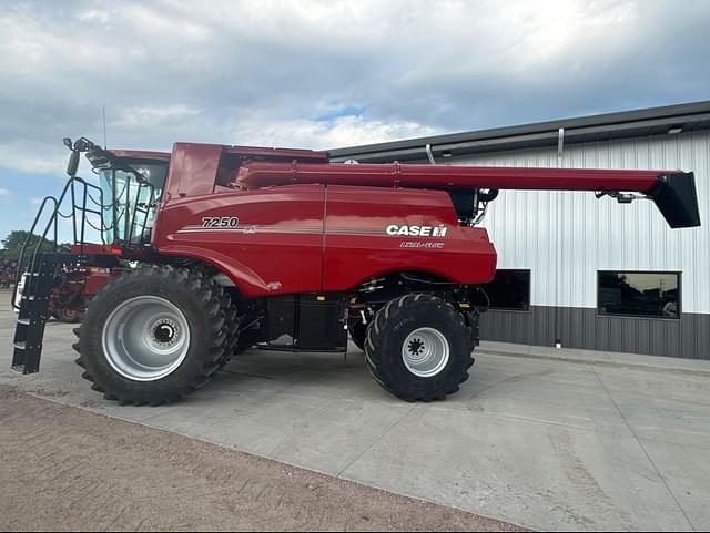 Image of Case IH 7250 equipment image 1