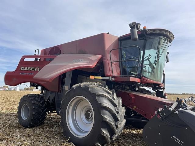 Image of Case IH 7250 equipment image 1