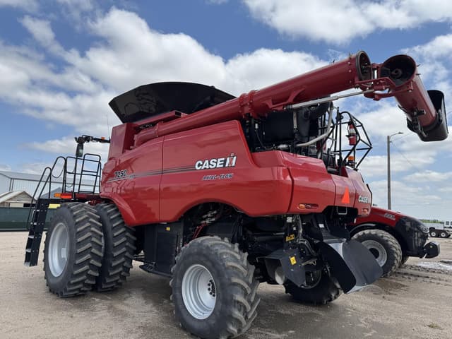 Image of Case IH 7250 equipment image 4