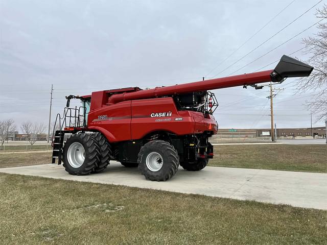 Image of Case IH 7250 equipment image 2