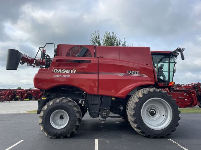 Image of Case IH 7250 equipment image 2