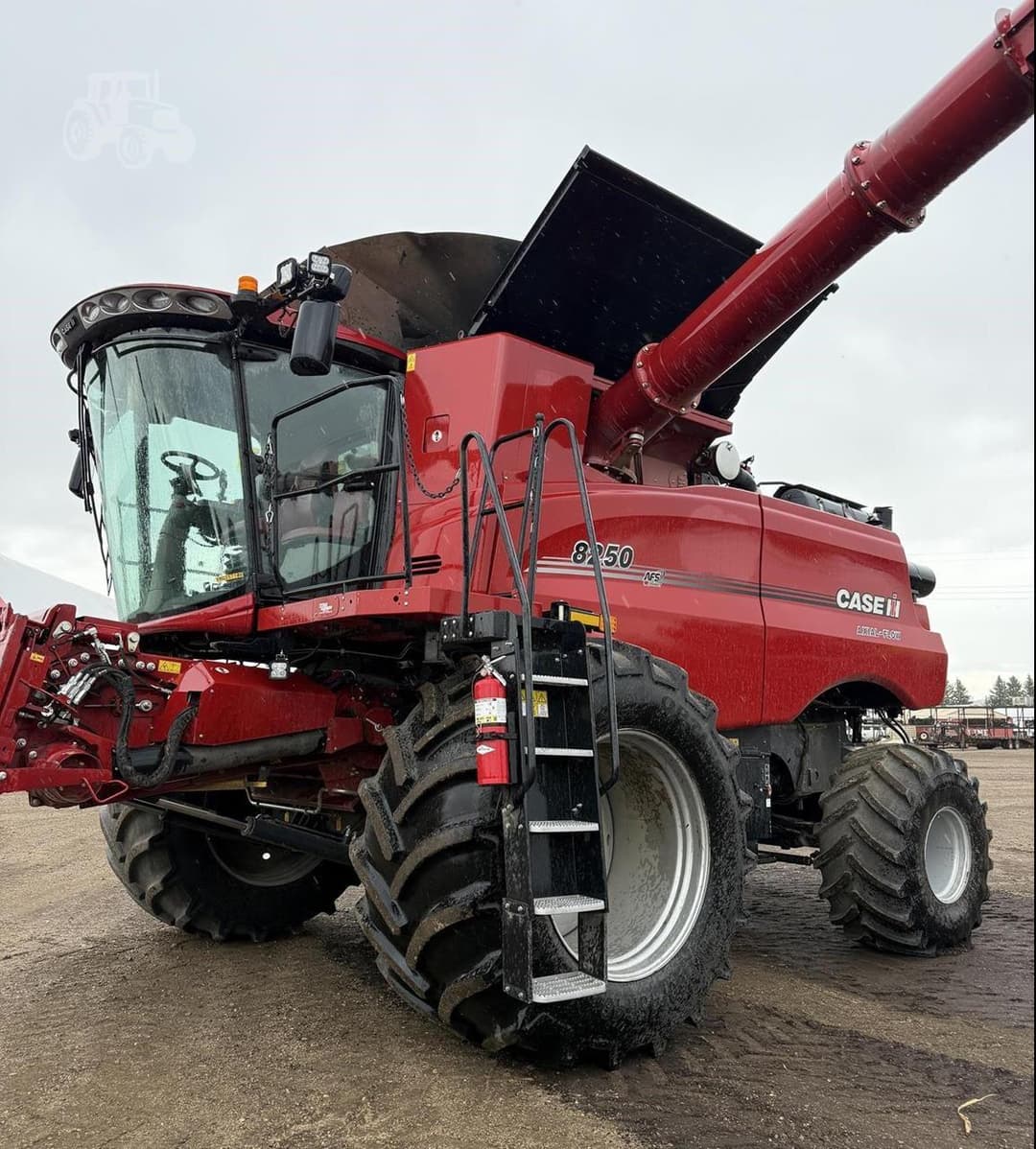Image of Case IH 8250 Primary image