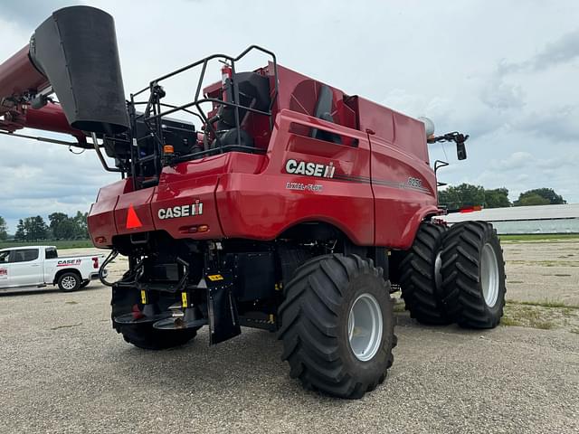 Image of Case IH 8250 equipment image 2