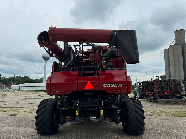 Image of Case IH 8250 equipment image 3