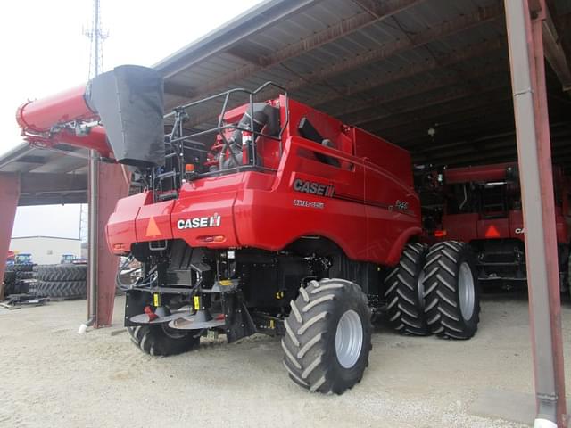 Image of Case IH 8250 equipment image 3