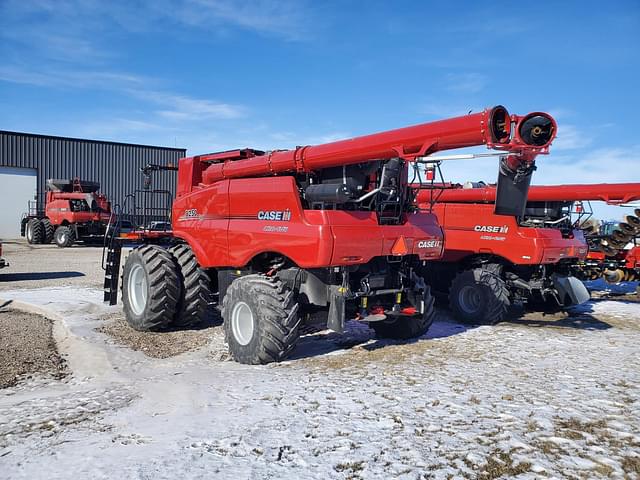 Image of Case IH 8250 equipment image 3