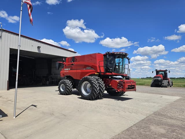 Image of Case IH 8250 equipment image 1