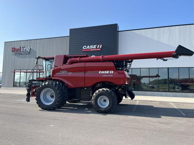 Image of Case IH 8250 equipment image 1