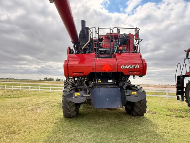 Image of Case IH 8250 equipment image 3