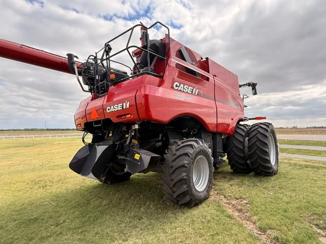 Image of Case IH 8250 equipment image 4