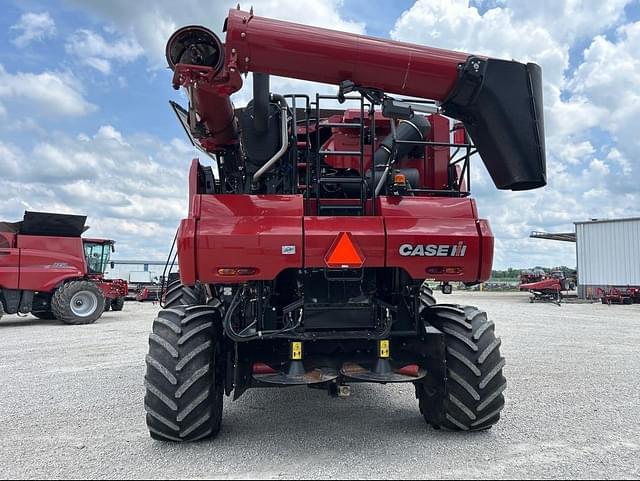 Image of Case IH 8250 equipment image 3