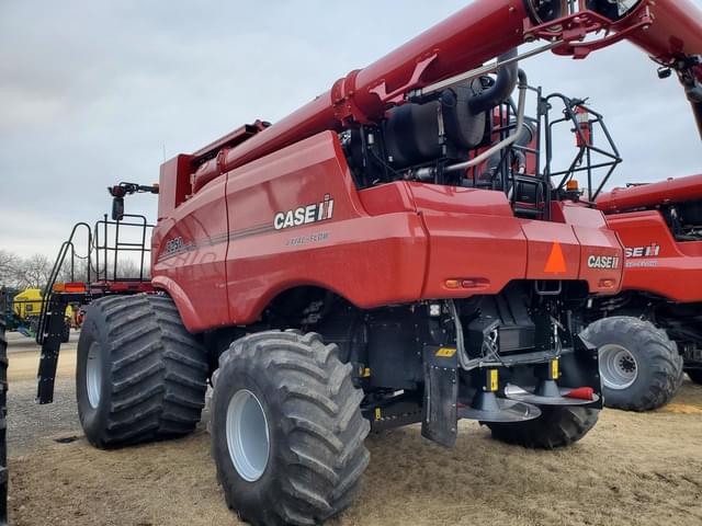 Image of Case IH 8250 equipment image 2