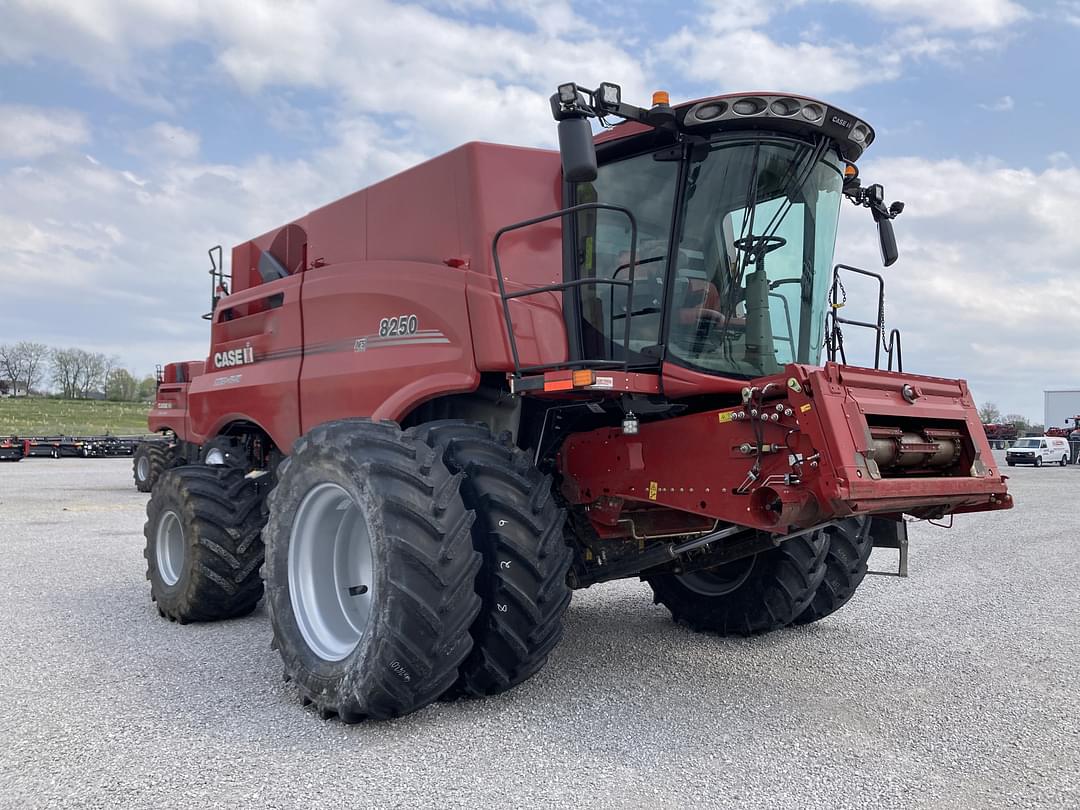 Image of Case IH 8250 Primary image