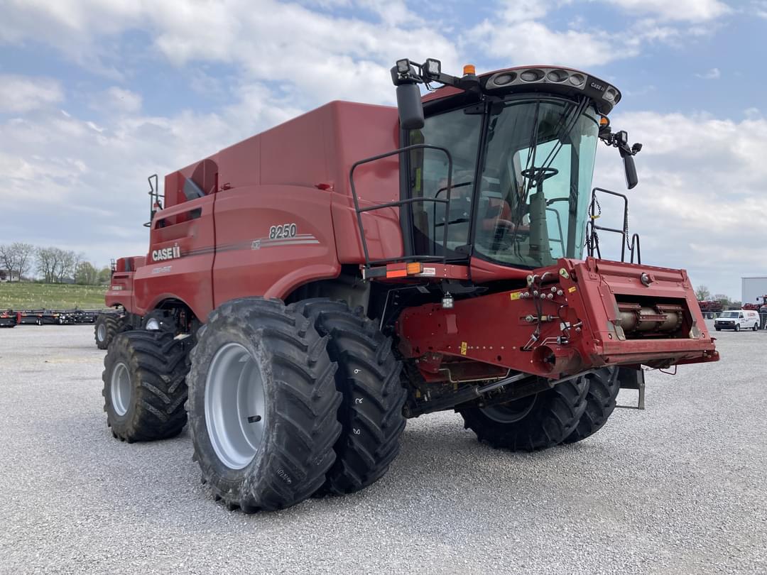 Image of Case IH 8250 Primary image
