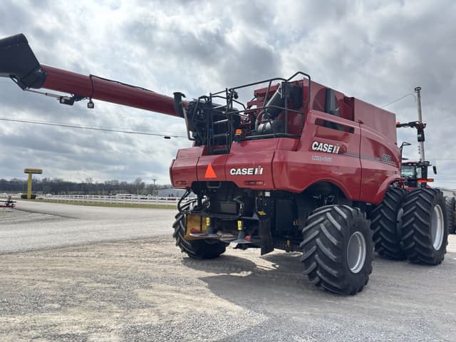 Image of Case IH 8250 equipment image 2