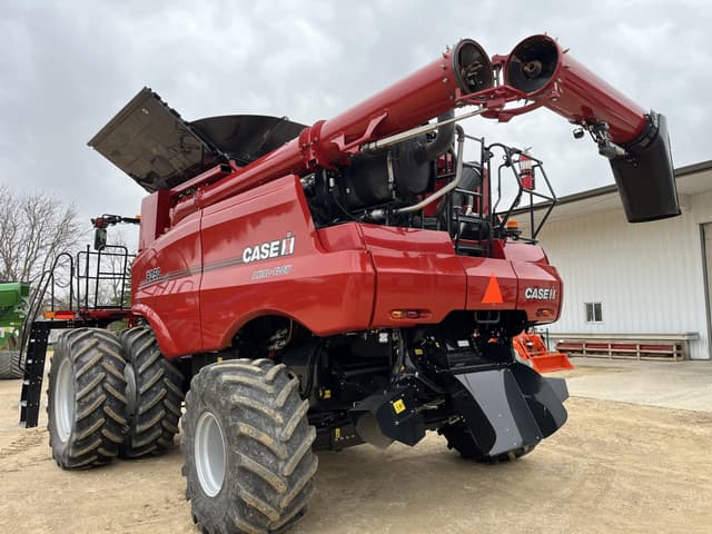 Image of Case IH 8250 equipment image 4