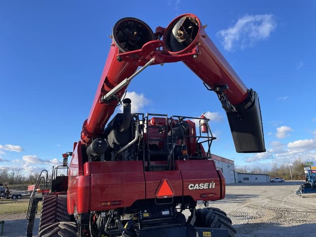 Image of Case IH 8250 equipment image 2