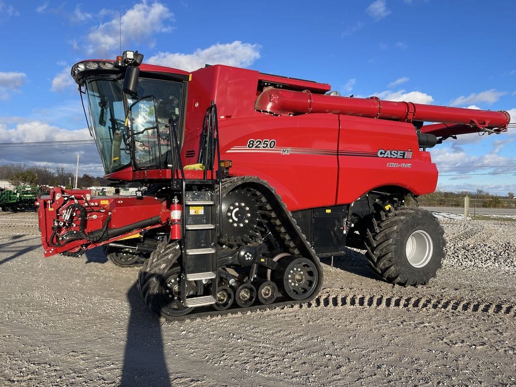 2024 Case IH 8250 Equipment Image0