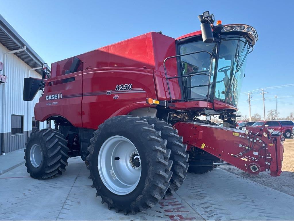 Image of Case IH 8250 Primary image