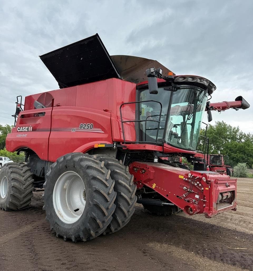 Image of Case IH 8250 Primary image
