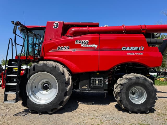 Image of Case IH 8250 equipment image 2
