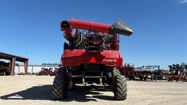 Image of Case IH 8250 equipment image 3