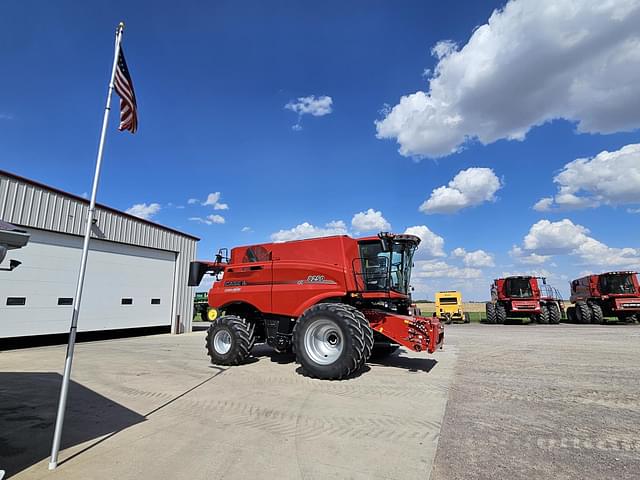 Image of Case IH 8250 equipment image 2