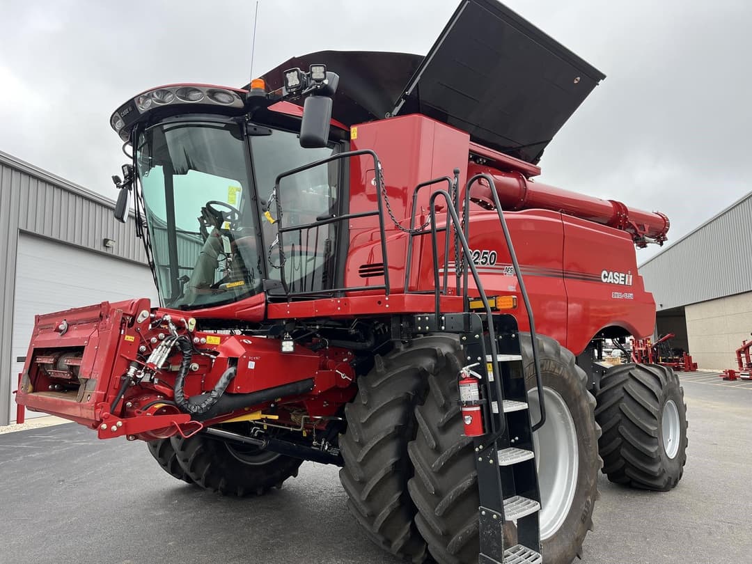 Image of Case IH 8250 Primary image