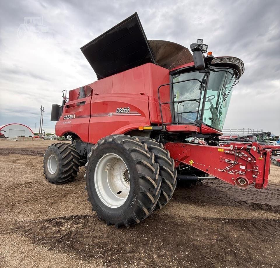 2024 Case IH 8250 Equipment Image0