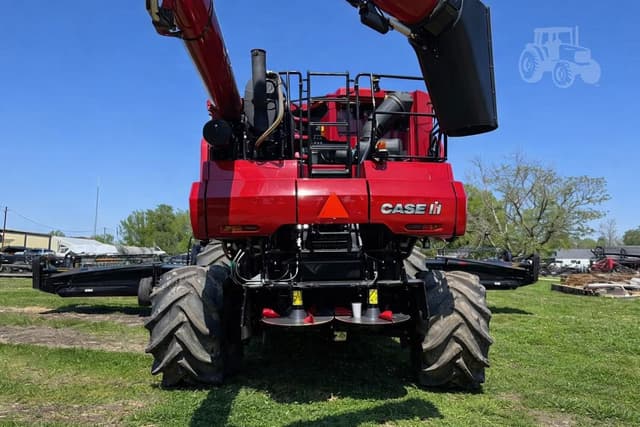 Image of Case IH 8250 equipment image 3