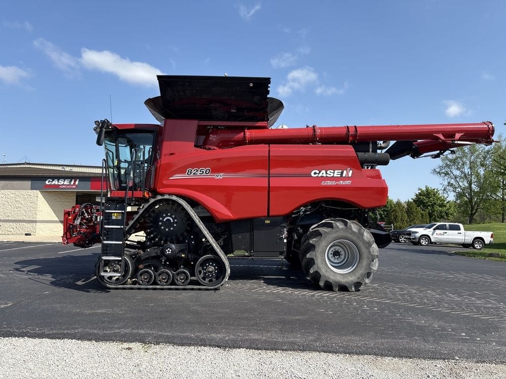 2024 Case IH 8250 Equipment Image0
