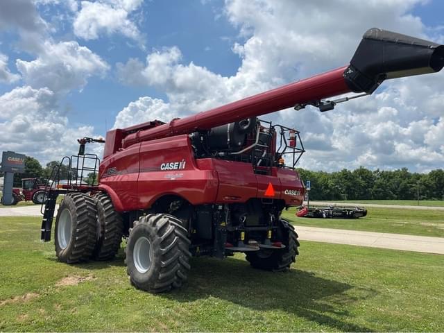 Image of Case IH 8250 equipment image 4