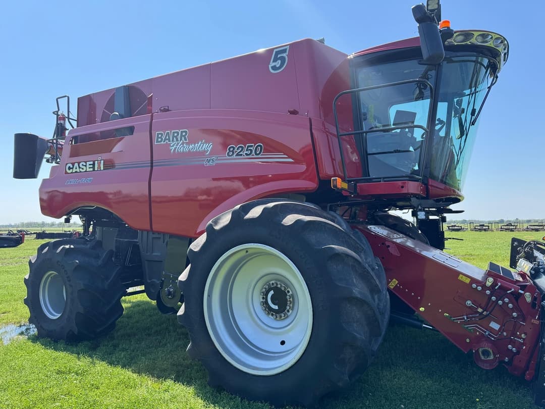 Image of Case IH 8250 Primary image