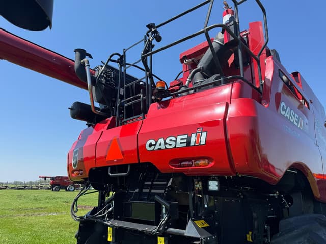 Image of Case IH 8250 equipment image 3