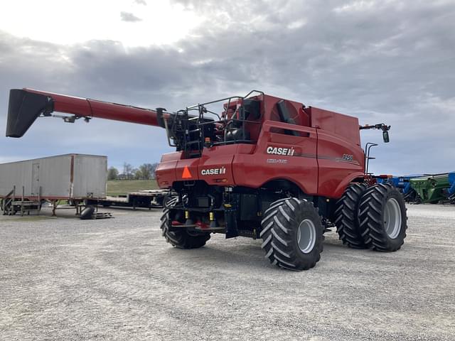 Image of Case IH 8250 equipment image 2